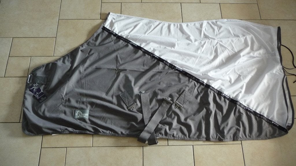 Harry`s Horse Mesh Pro vliegendeken Wit/Grijs maat 175, Dieren en Toebehoren, Paarden en Pony's | Dekens en Dekjes, Vliegendeken