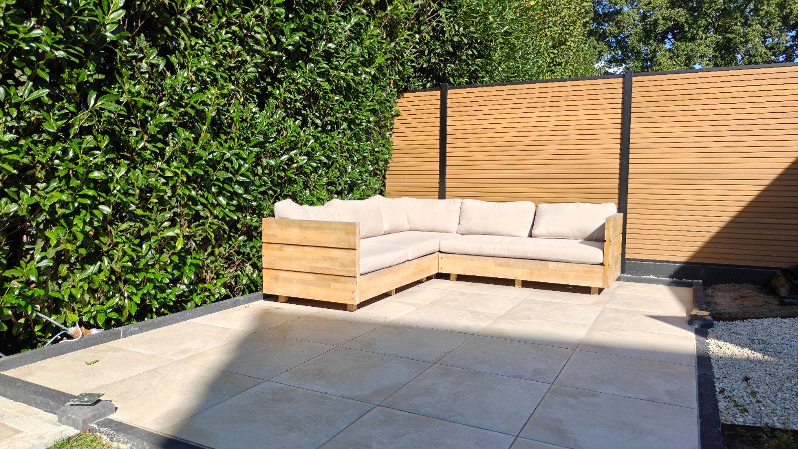 Houten hoek loungeset met kussens, Ophalen, 5 zitplaatsen, Gebruikt, Loungeset