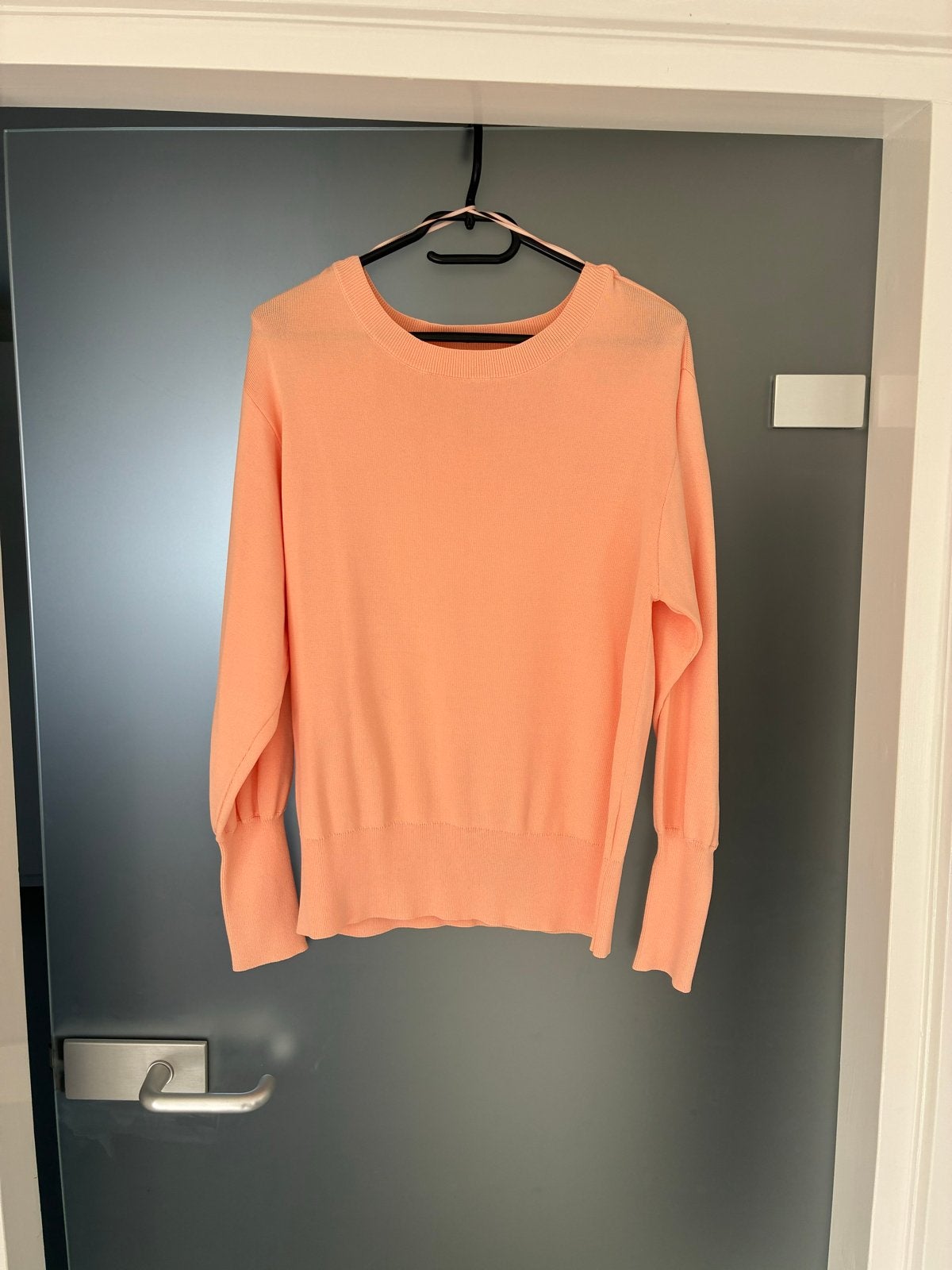 Prachtig studio Anneloes trui , S, zalmkleurig, nieuw, Ophalen of Verzenden, Nieuw, Oranje