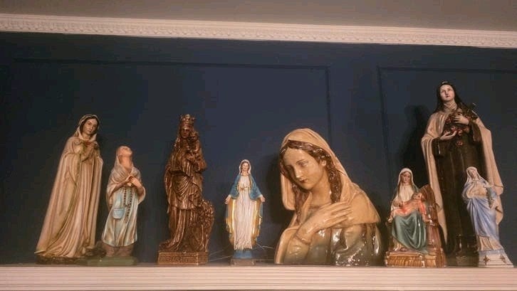 Partij Maria beelden en Moeder Theresa, Ophalen