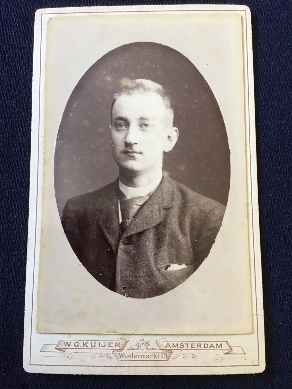 CDV, Jongeman, W.G. KUIJER, AMSTERDAM, Carte de Visite 2, Ophalen of Verzenden, Voor 1940, Gebruikt, Foto