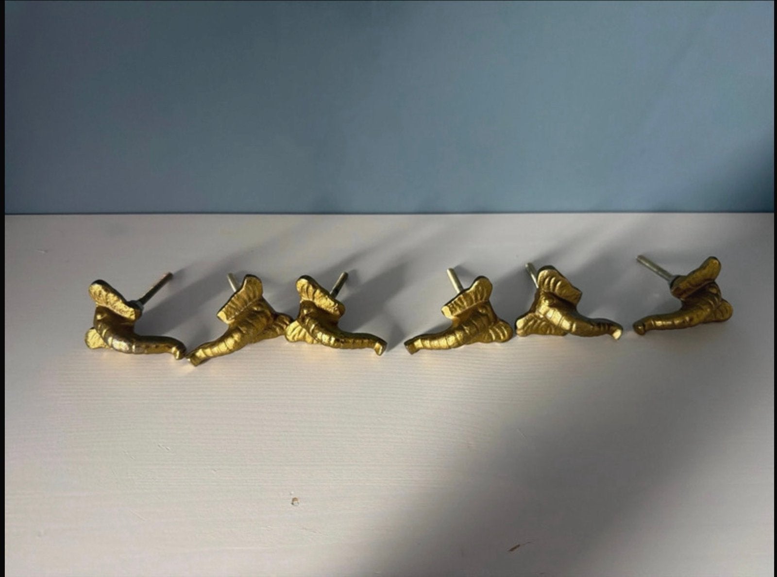 Set van 6 gouden ladeknopjes in de vorm van dierenpoten, Vintage, Ophalen of Verzenden, Zo goed als nieuw, Goud