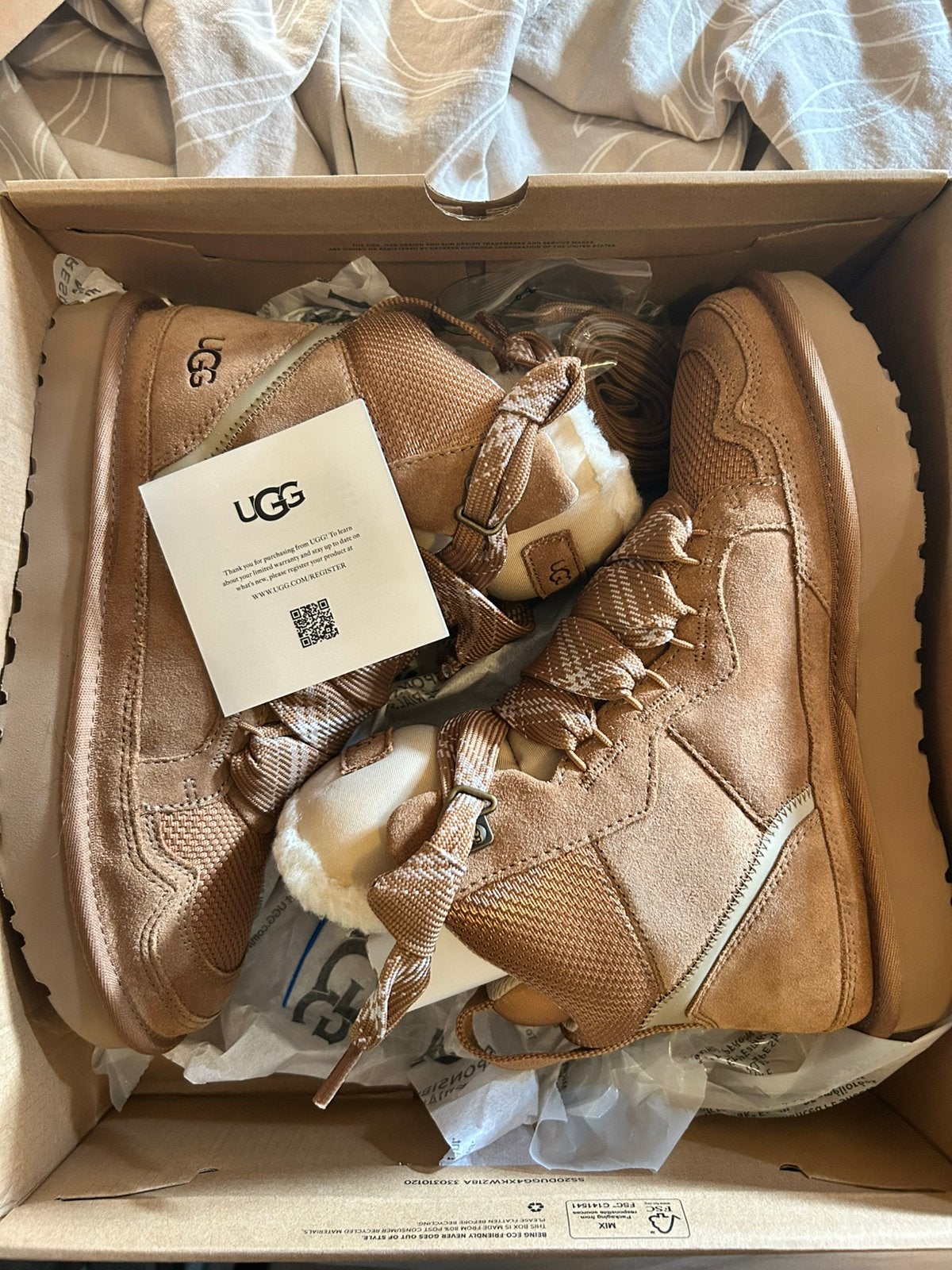 Ugg highmel, Ophalen of Verzenden, Nieuw, Bruin