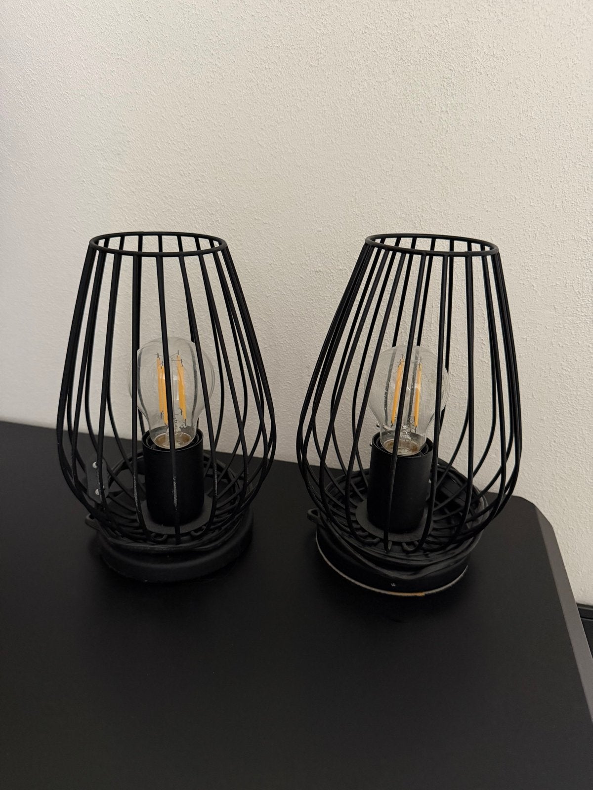 Set van 2 Industriële Tafellampen - Zwart Metaal, Huis en Inrichting, Lampen | Tafellampen, Zo goed als nieuw, Metaal, E27 (groot)