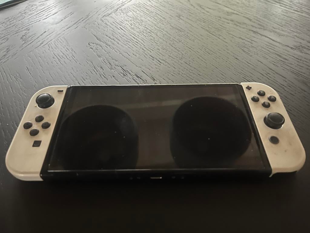 Nintendo switch OLED, Spelcomputers en Games, Ophalen of Verzenden, Zo goed als nieuw, Met 1 controller, Switch OLED