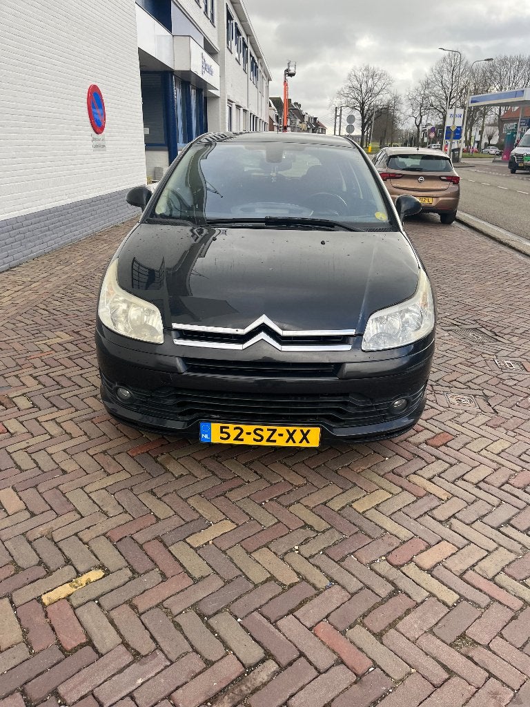 Citroën C4 1.6 16V Berline 2006 Zwart, Auto's, Citroën, Voorwielaandrijving, 4 cilinders, Zwart, 1175 kg
