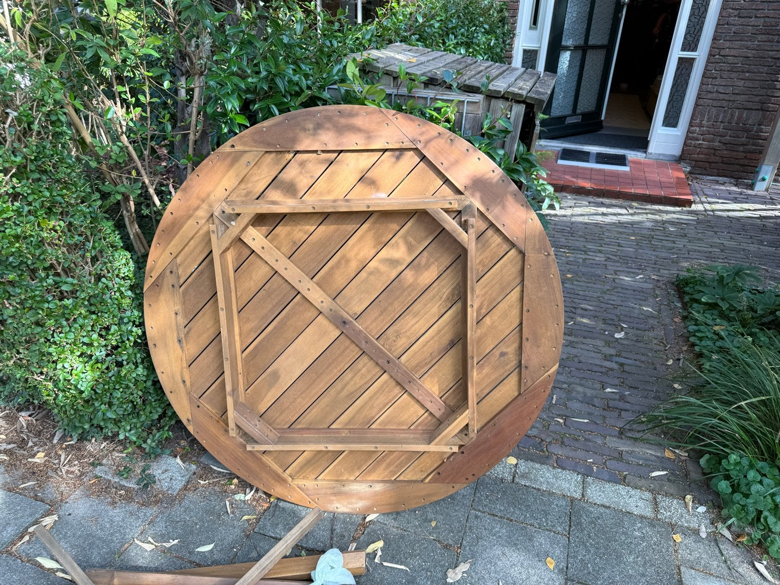 Ronde houten tuintafel - opknapper, Ophalen, Gebruikt, Rond, Hout