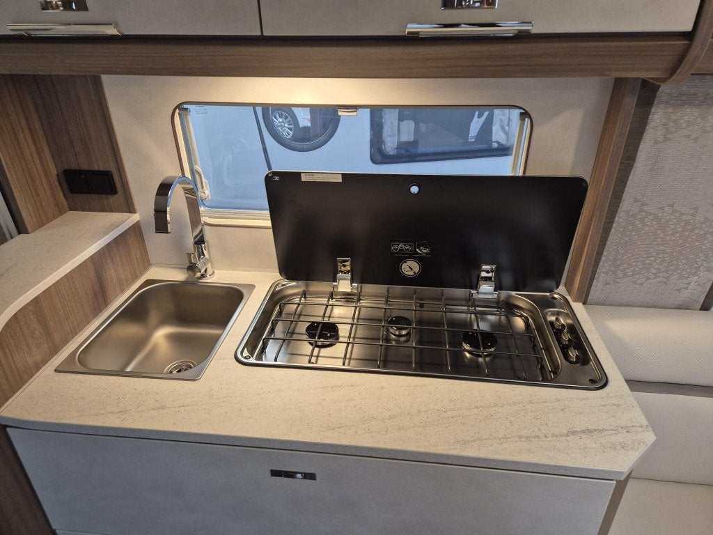 Tabbert Cazadora 560 HTD AANBIEDING, Caravans en Kamperen, Niet ingevuld, Tabbert, Bedrijf, Niet ingevuld