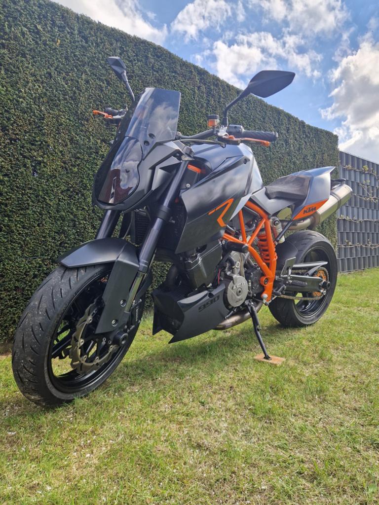 KTM 990 Super Duke R - Naked Bike, Motoren, 2 cilinders, Particulier, Meer dan 35 kW, Naked bike