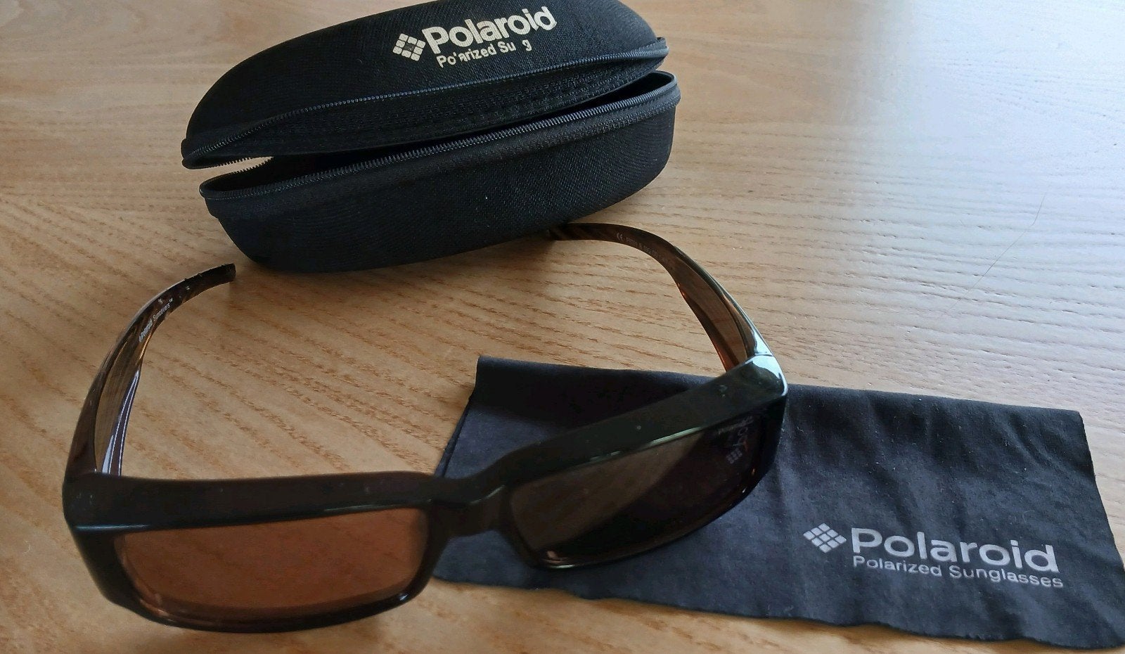 Polaroid overzetbril incl hoes, Sieraden, Tassen en Uiterlijk, Zonnebrillen en Brillen | Dames, Overige merken, Zonnebril, Bruin