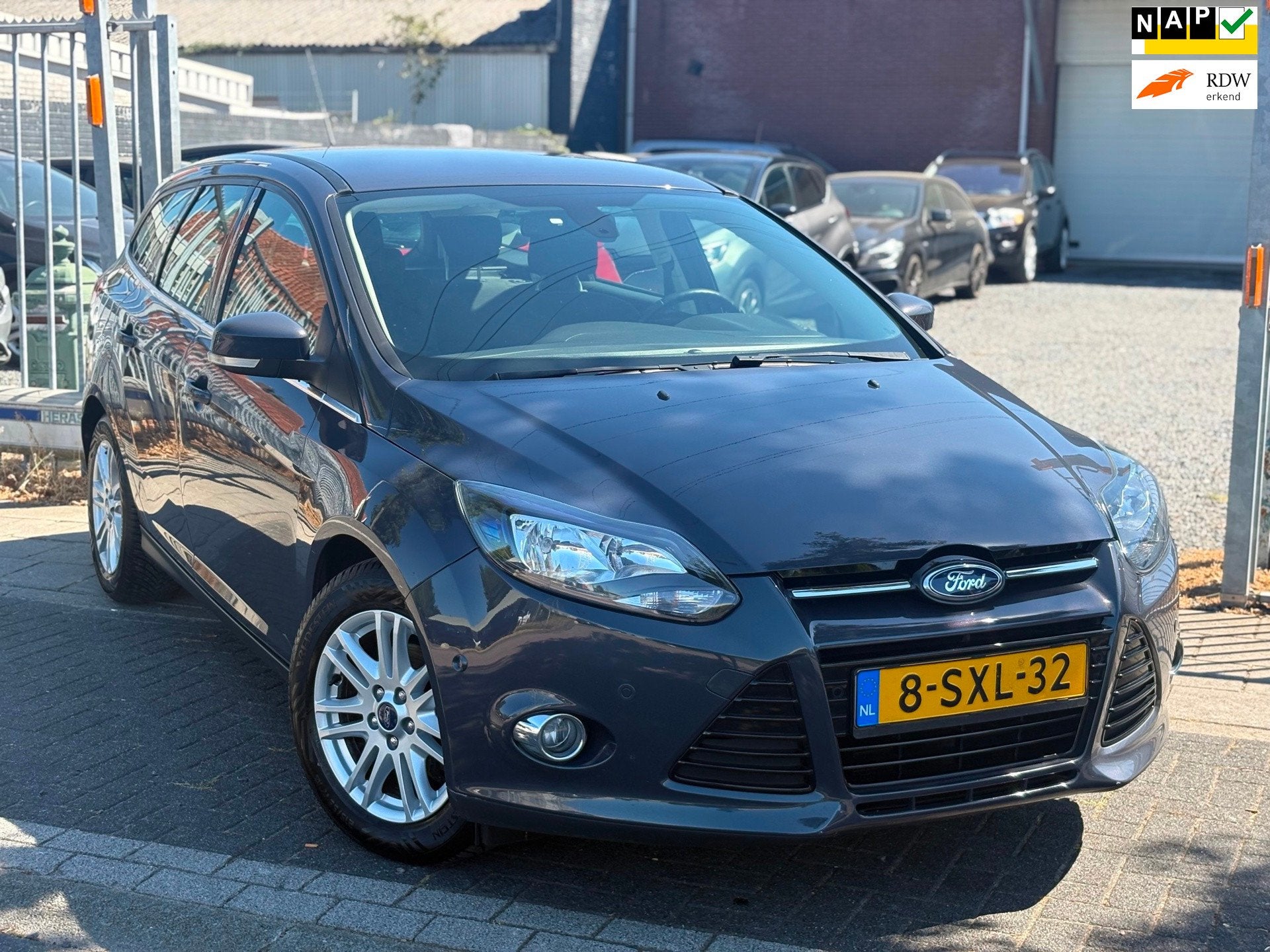 Ford Focus Wagon 1.0 EcoBoost Edition Plus | D-Riem VV | Tre, Euro 5, Gebruikt, Zwart, Origineel Nederlands