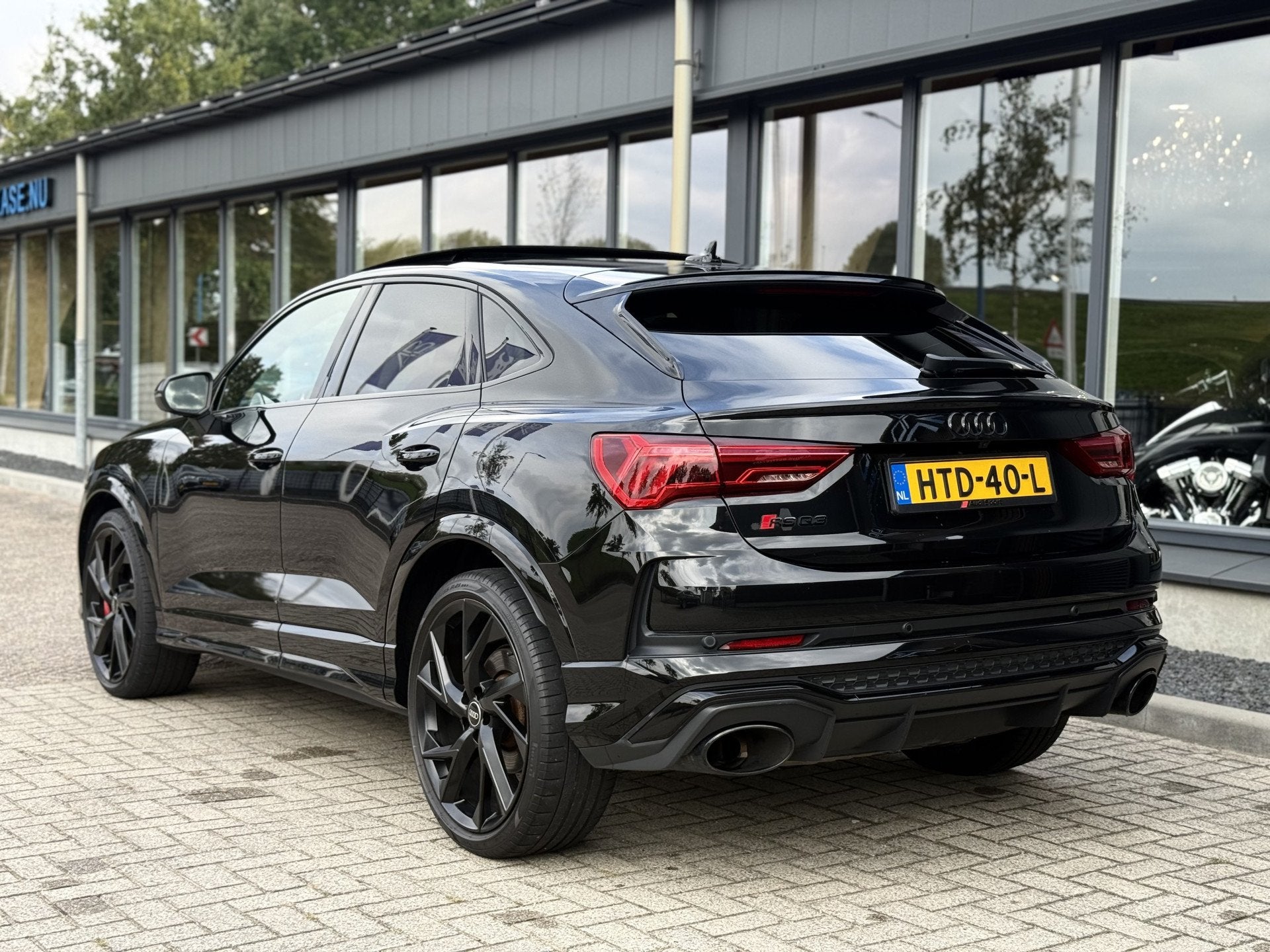 Audi RSQ3 Sportback TFSI RS Pano Sonos ACC Sfeerverlichting, Automaat, Gebruikt, 1675 kg, Zwart