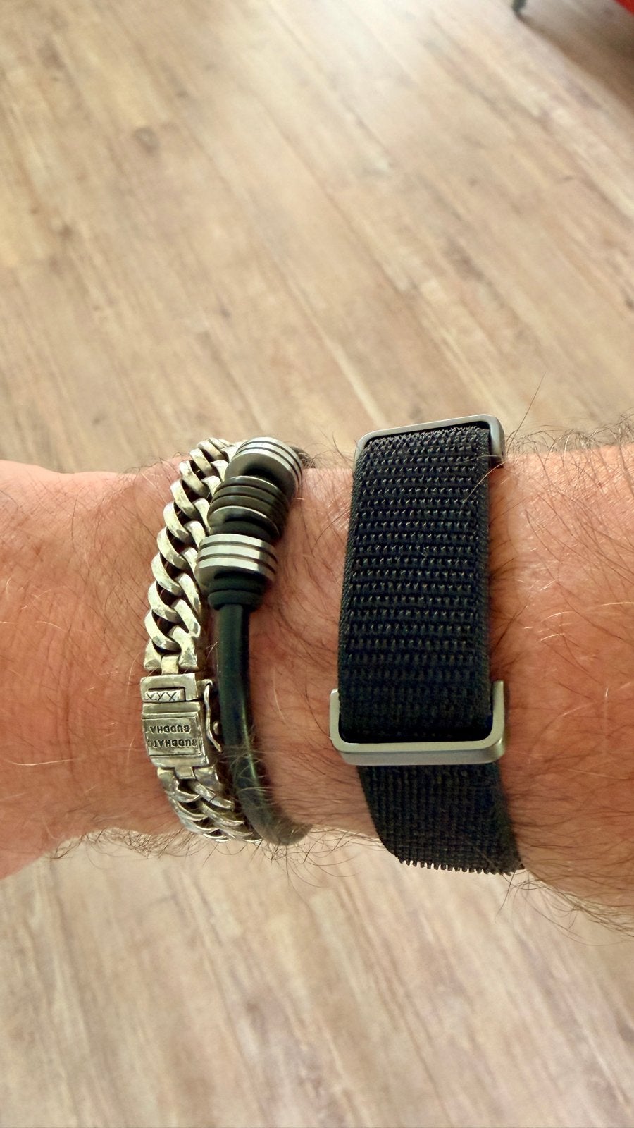 Nieuw - 3 Fitbit Air bandjes -  gratis verzending, Ophalen, Nieuw, Zwart, IOS