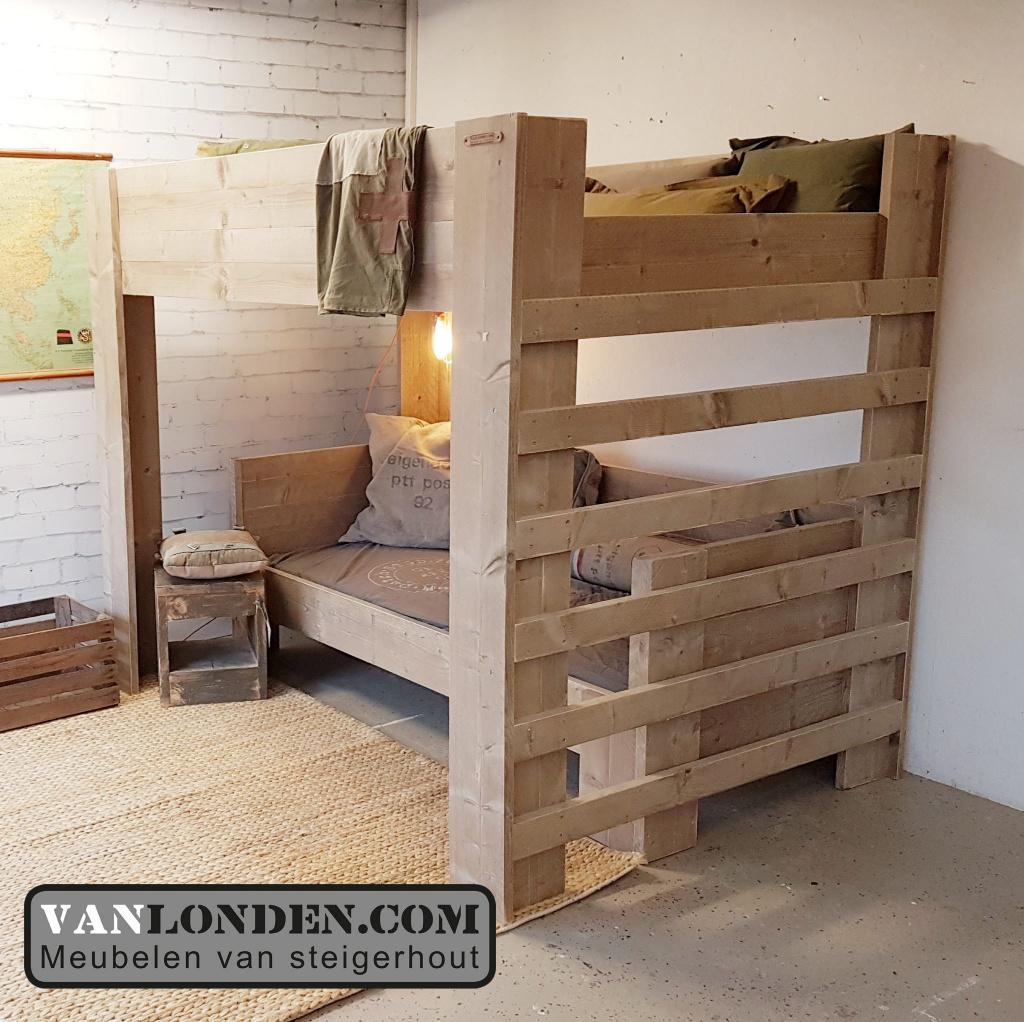 stijgerhout hoogslaper bed met slaapbank, Huis en Inrichting, Slaapkamer | Bedden, Ophalen, Bruin, Steigerhout, 140 cm