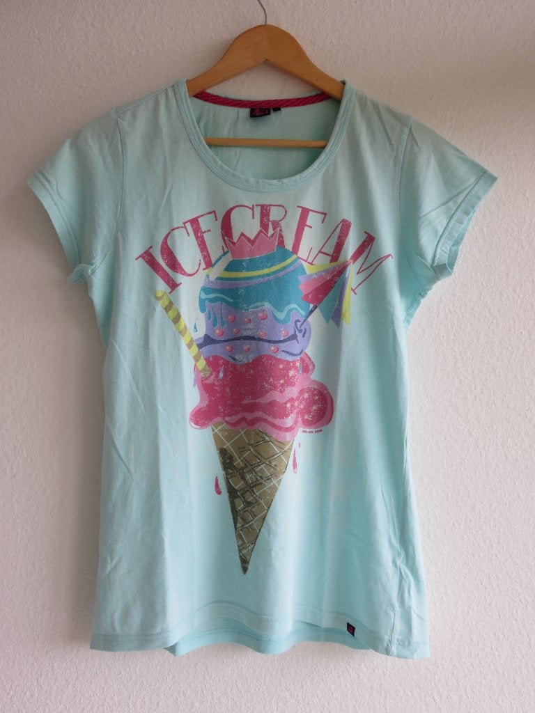 April Evil blauw shirt maat L We all scream for icecream (M), Maat 38/40 (M), The Sting, Blauw, Ophalen of Verzenden