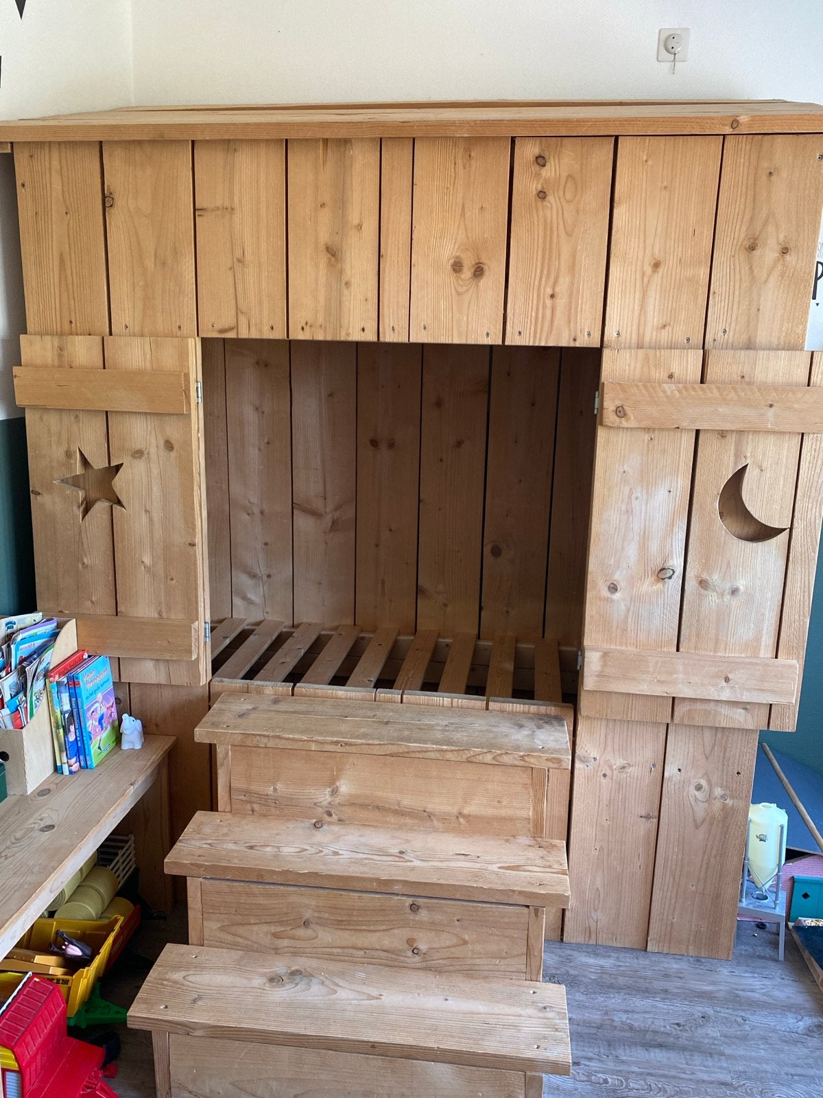 Leuke en stoere bedstee incl. lattenbodem en matras, Ophalen, Gebruikt, 190 cm of minder, Hout