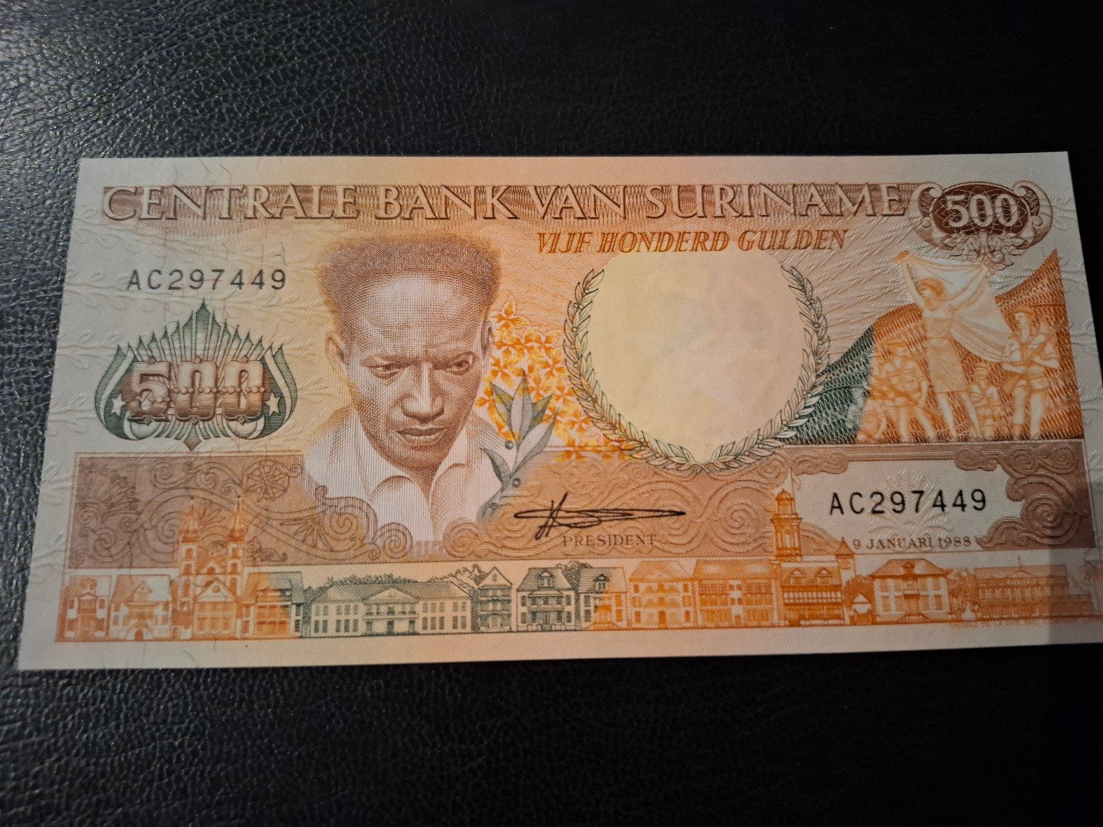 ### Suriname 500 gulden 1988 ###, Postzegels en Munten, Bankbiljetten | Amerika, Ophalen of Verzenden, Midden-Amerika