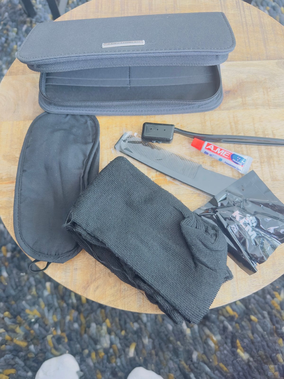 KLM JANTAMINIAU Amenity Kit - Nieuw, Ophalen of Verzenden, Nieuw, Zwart, Heer of Dame