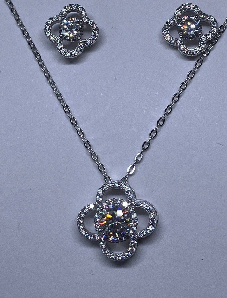 Zilver 925 setje met Moissaniet (lab made diamant), Zilver en edelstenen, Vagif.hamidov@hotmail.com, Nieuw, Ophalen of Verzenden