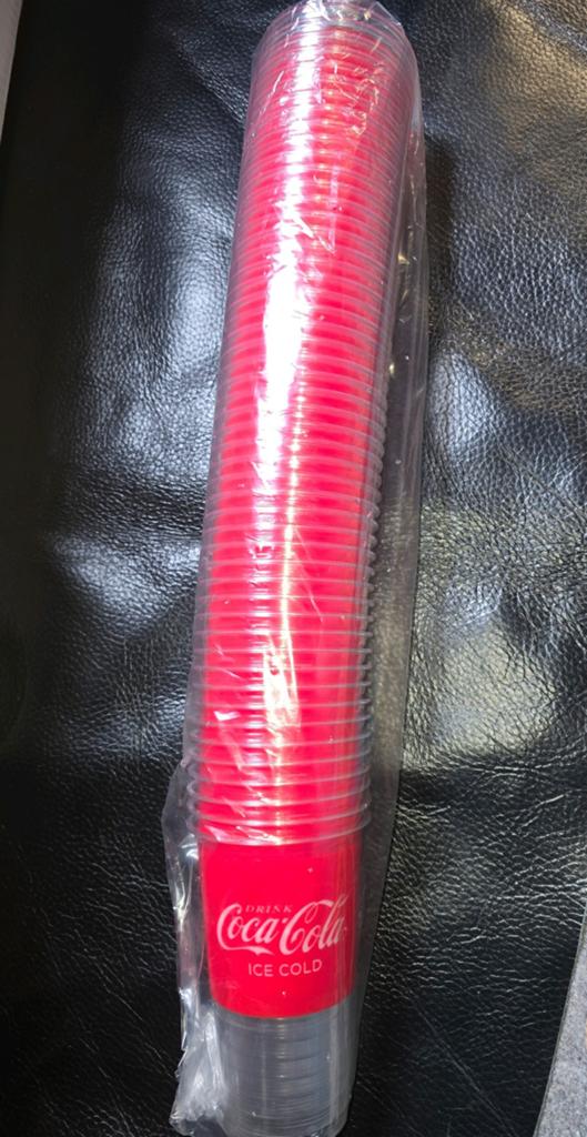 Te koop! Plastic Coca-Cola feestbekers - Nieuw in verpakking, Ophalen, Nieuw