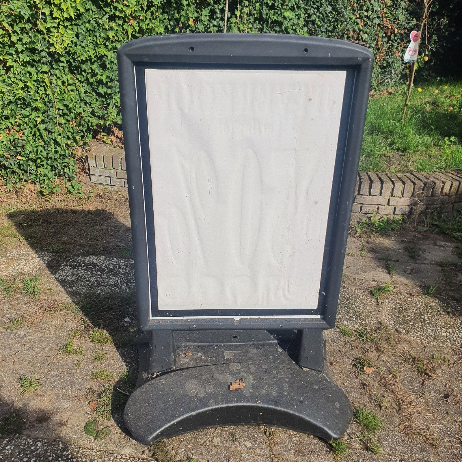 Zwart stoepbord A1 formaat, Ophalen