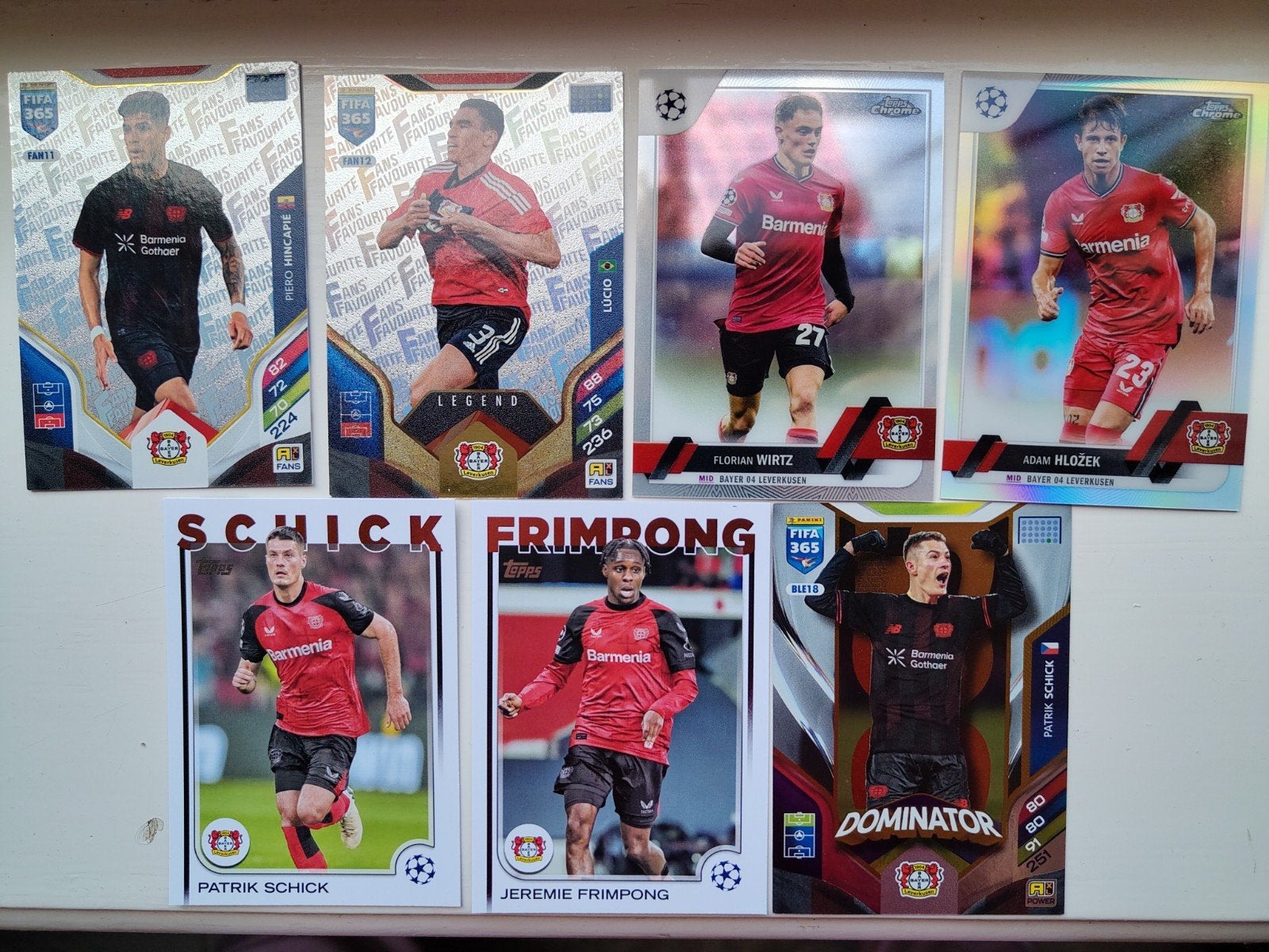 Bayern Leverkusen Pack - Panini en Topps Voetbalkaarten, Ophalen of Verzenden, Zo goed als nieuw, Buitenlandse clubs, Spelerskaart