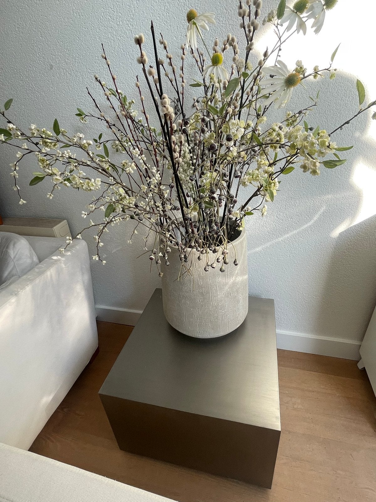 Aluminium Kubus Tafel/Display - 60x60x40 cm, Vierkant, Zo goed als nieuw, Metaal, 5 – 50
