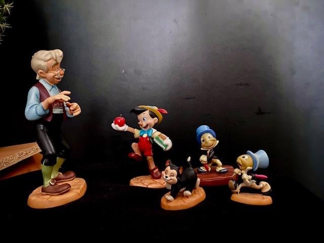 WDCC Pinocchio, Ophalen of Verzenden, Peter Pan of Pinokkio, Zo goed als nieuw, Beeldje of Figuurtje
