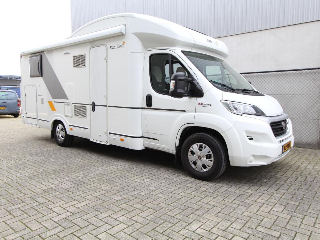 Sun Living Lido M50 SL, Caravans en Kamperen, Campers, Ringverwarming, Fiat, Bedrijf, Koelkast