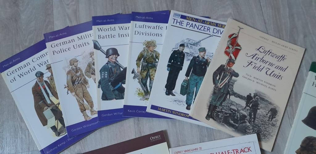 Diverse Osprey titels, Ophalen of Verzenden, Tweede Wereldoorlog, Gelezen, Landmacht