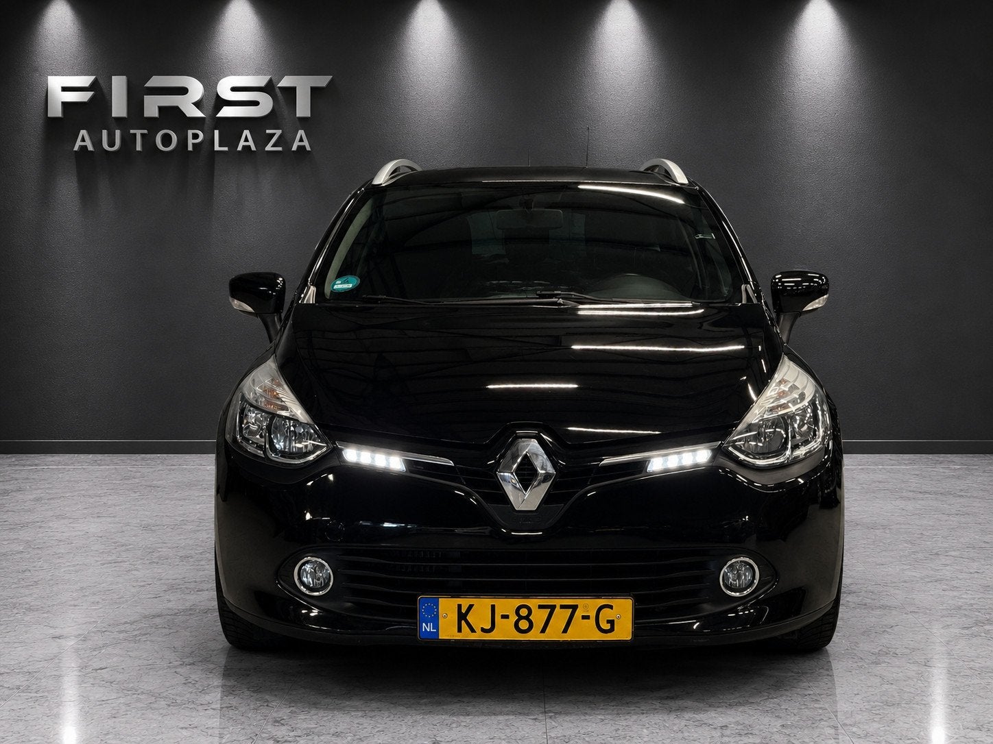 Renault Clio Estate 0.9 TCe Night&Day NAVI/CRUISE/ISOFIX/AIR, 898 cc, Stof, Gebruikt, 580 kg