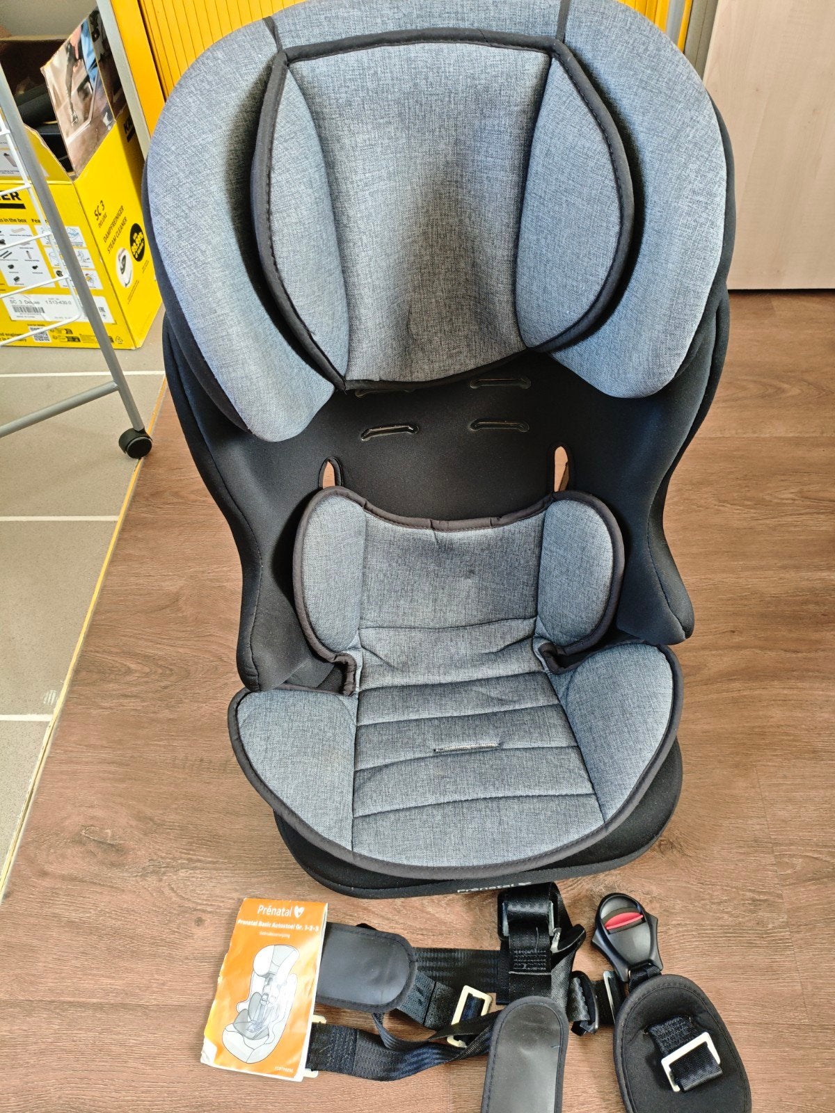 Prénatal Basic Autostoel Gr. 1-2-3 - zgan, Autogordel, Verstelbare rugleuning, Zo goed als nieuw, 9 t/m 36 kg