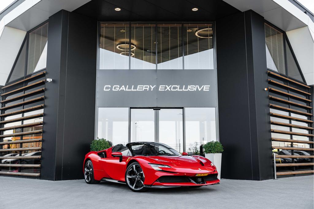 Ferrari SF90 Spider 4.0 V8 - Origineel NL | Rosso Corsa | Li, Auto's, Automaat, Bedrijf, SF90, 1825 kg