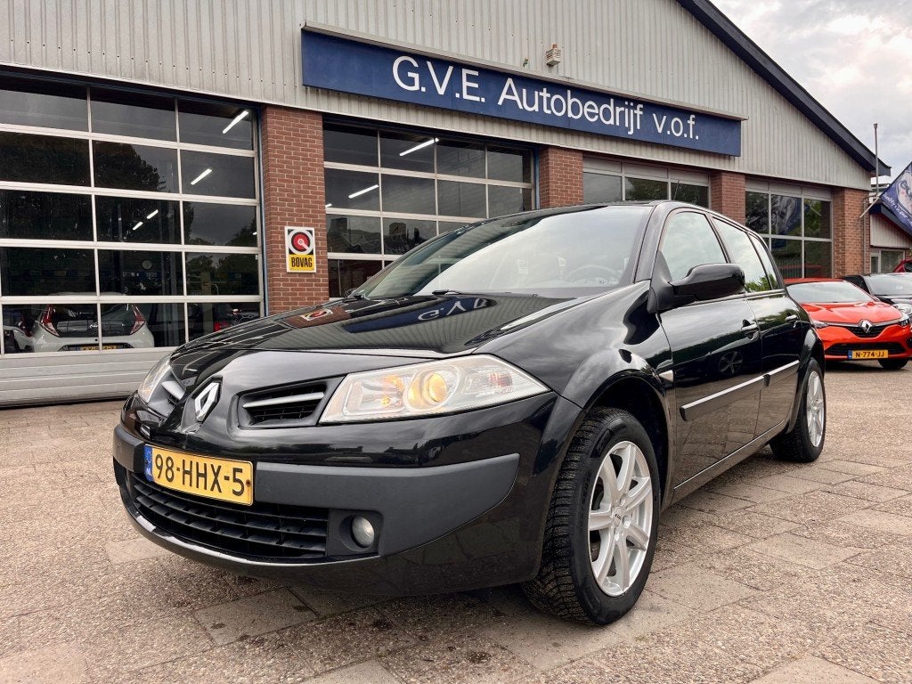 Renault MEGANE 1.6-16V BUSINESS L. NAP LOGISCH., Auto's, Renault, Voorwielaandrijving, 4 cilinders, Bedrijf, Traction-control
