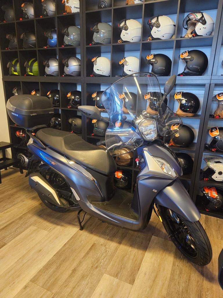 SYM SYMPHONY ST BROMSCOOTER, Fietsen en Brommers