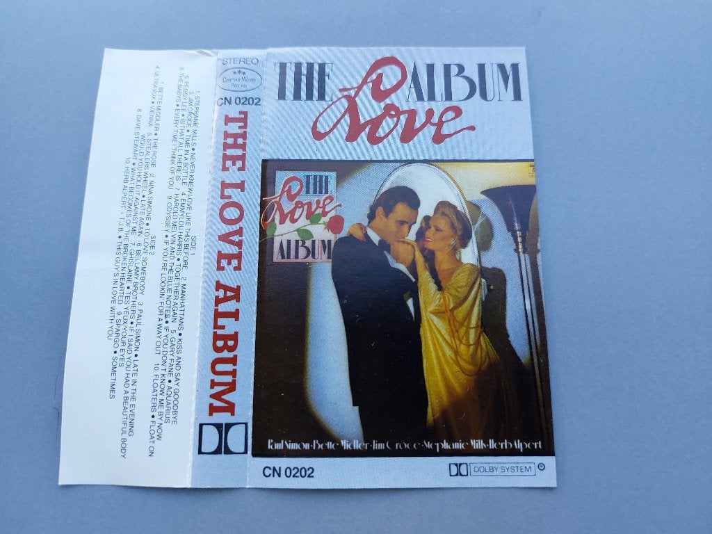THE LOVE ALBUM (MC), Ophalen of Verzenden, Zo goed als nieuw, Origineel, 1 bandje