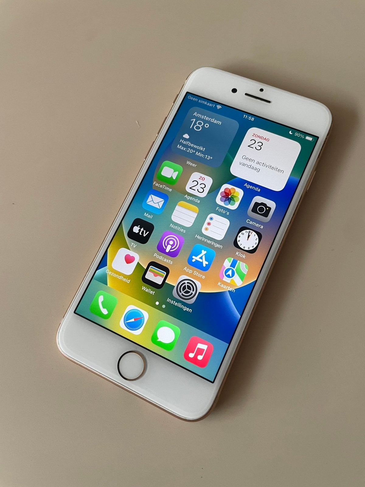 iPhone 8 gold 64 gb batterij 74%, Ophalen of Verzenden, Zo goed als nieuw, Goud, 64 GB