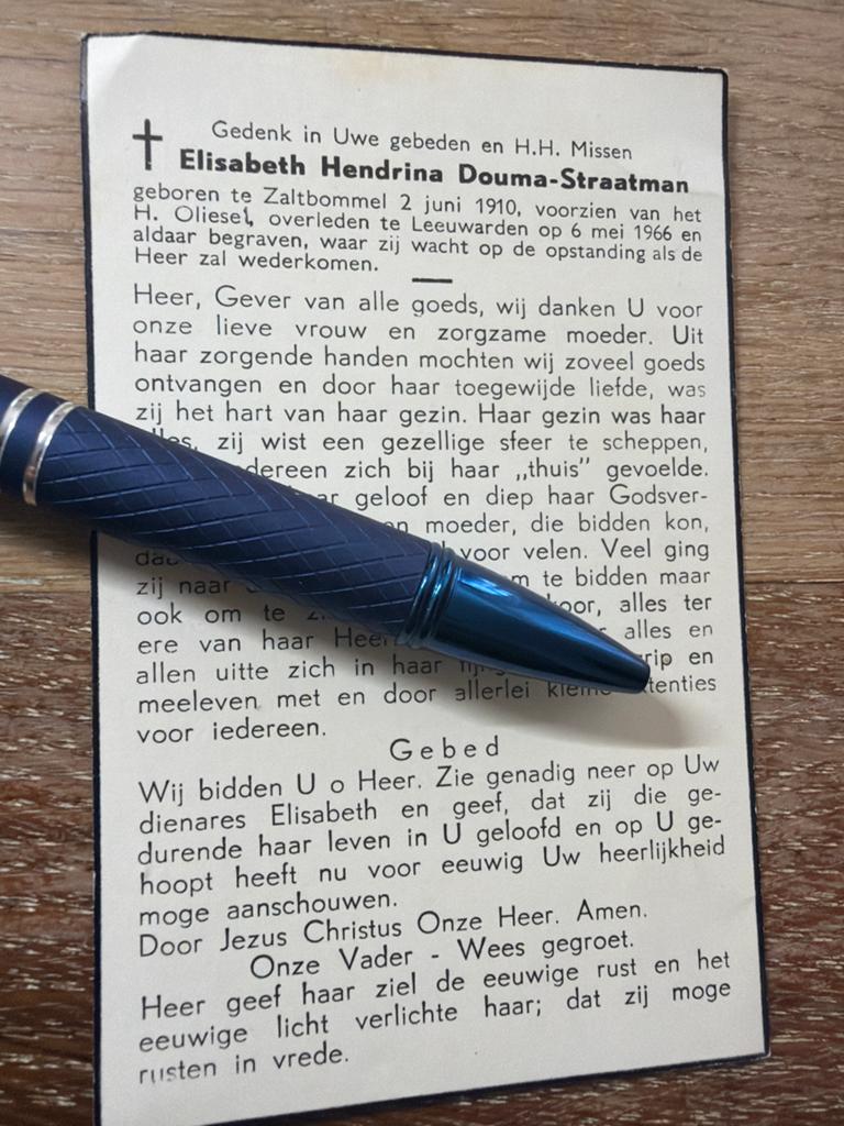 Straatman Elisabeth 1910 Zaltbommel 1966 Leeuwarden x Douma, Verzamelen, Ophalen of Verzenden, Bidprentje