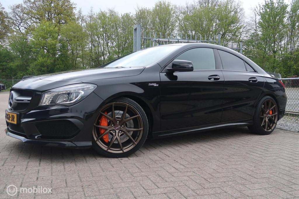 Mercedes CLA-klasse AMG 45 4MATIC, Auto's, Mercedes-Benz, Automaat, CLA, Gebruikt, 4 cilinders