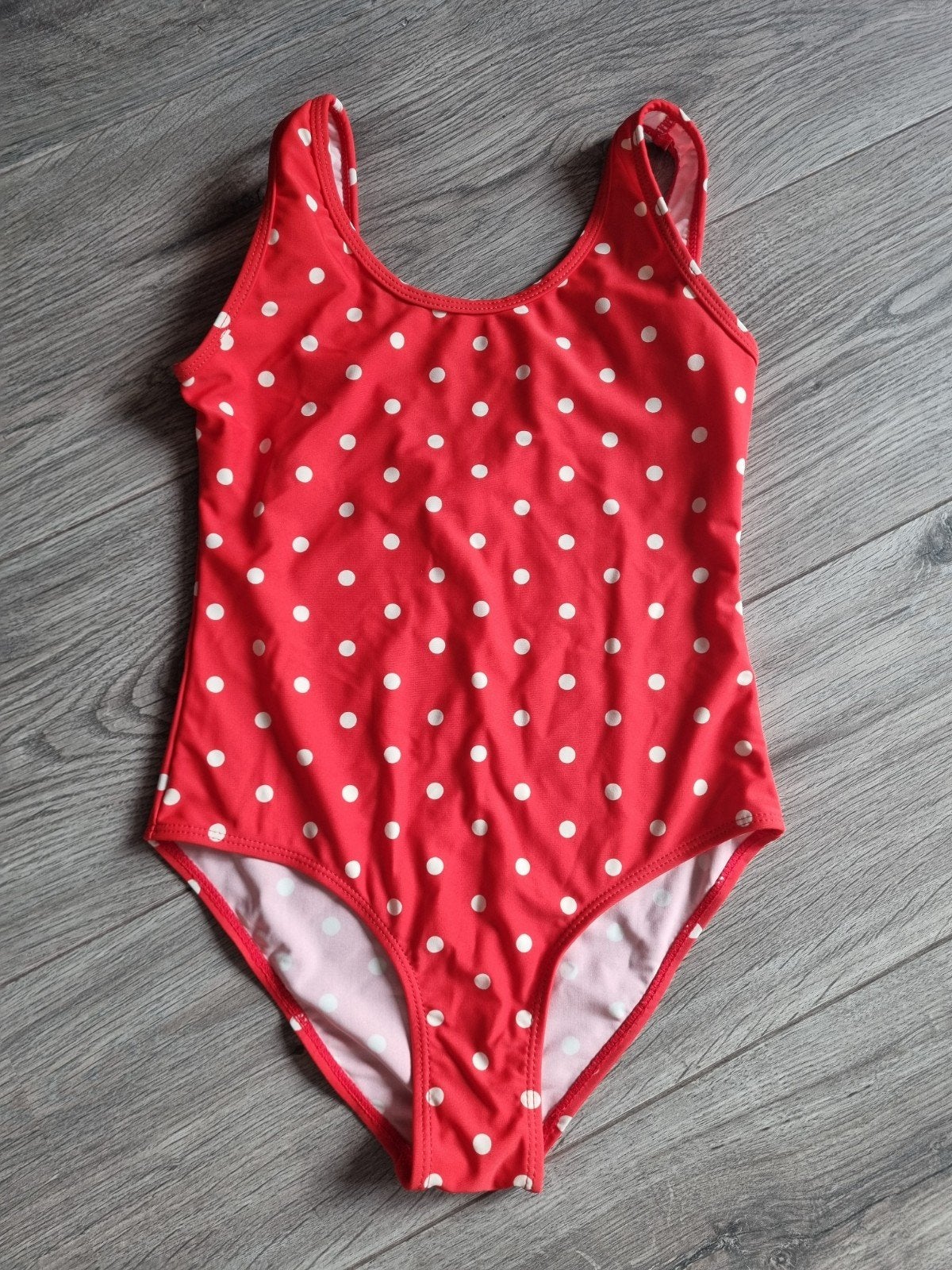 Zwempak zgan rood met witte stippen/ polkadot mt 10 jaar, Kinderen en Baby's, Kinderkleding | Kinder-zwemkleding, Meisje, Badpak