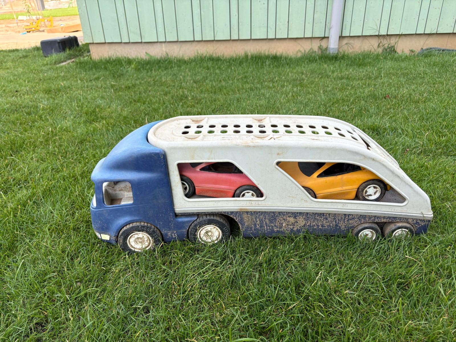 Little Tikes Vrachtwagen met Auto's - Speelgoed, Ophalen, Gebruikt