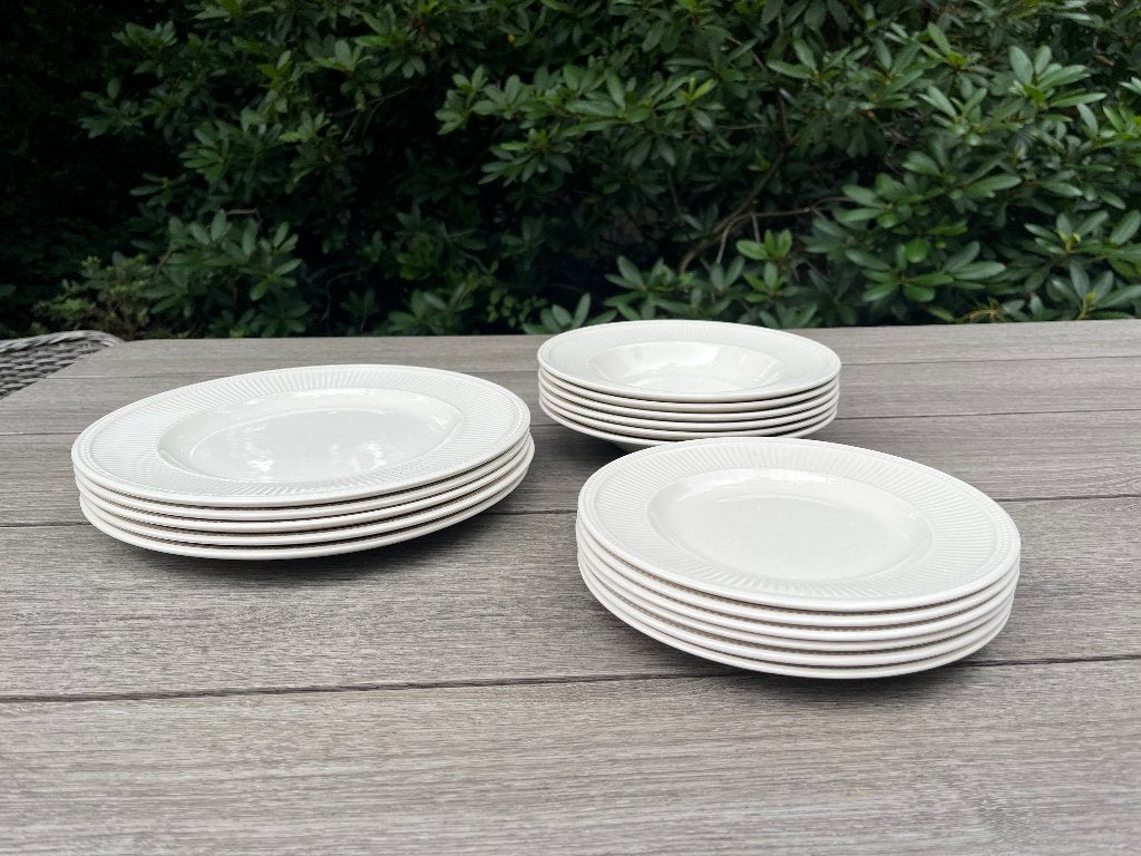 Wedgwood Windsor diner-, ontbijt- en diepe borden, Ophalen, Klassiek, Zo goed als nieuw, Bord(en)