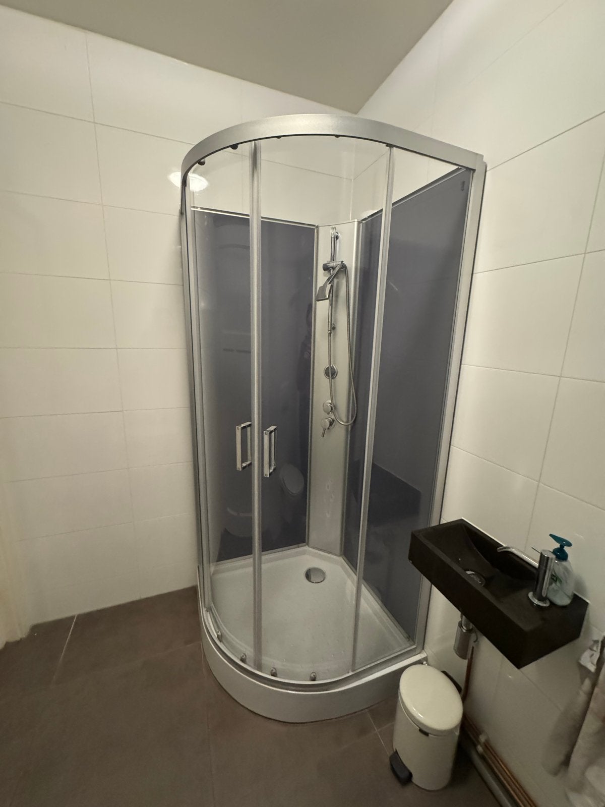 Douchecabine Allibert met douchepaneel, Doe-het-zelf en Verbouw, Sanitair, Ophalen, Zo goed als nieuw, Chroom, Douche
