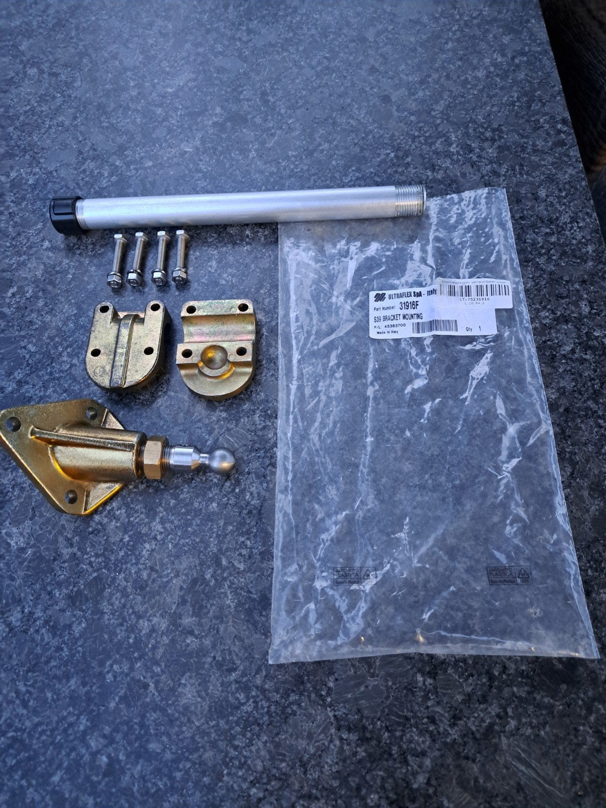 Ultraflex S39 Bracket Mounting Kit - Nieuw, Ophalen of Verzenden, Nieuw, Motor en Techniek