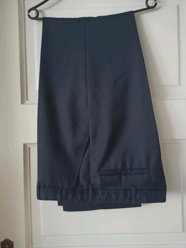 Donkerblauwe heren pantalon Maat 53 C&A. Gereserveerd, Maat 52/54 (L), Blauw, Zo goed als nieuw, C&A