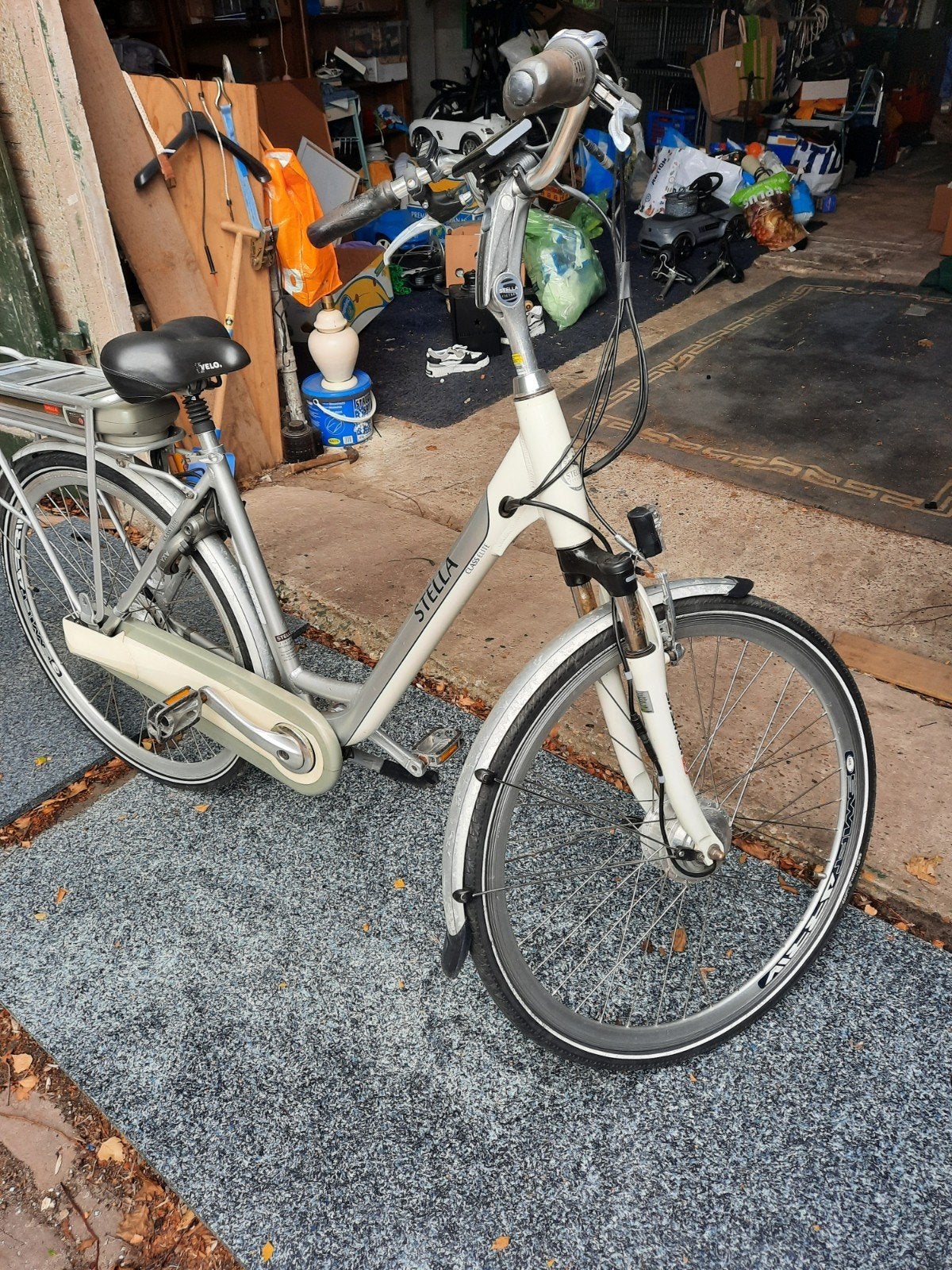 een  elektrische fiets stella  zonder accu laden, Fietsen en Brommers, Fietsen | Dames | Damesfietsen, Ophalen of Verzenden, Overige merken