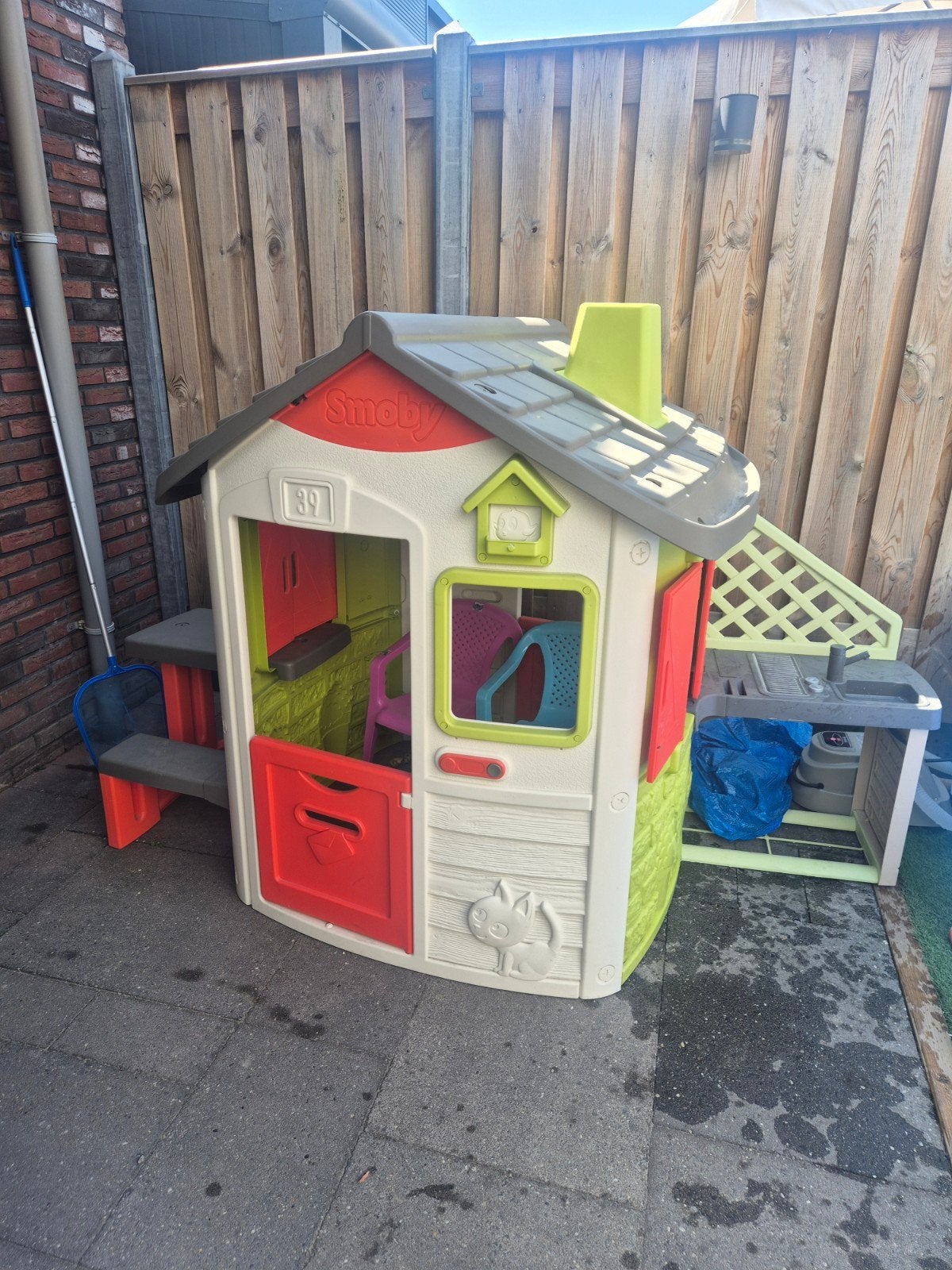 smoby huisje nog nauwelijks gebruikt, Ophalen, Zo goed als nieuw, Kunststof