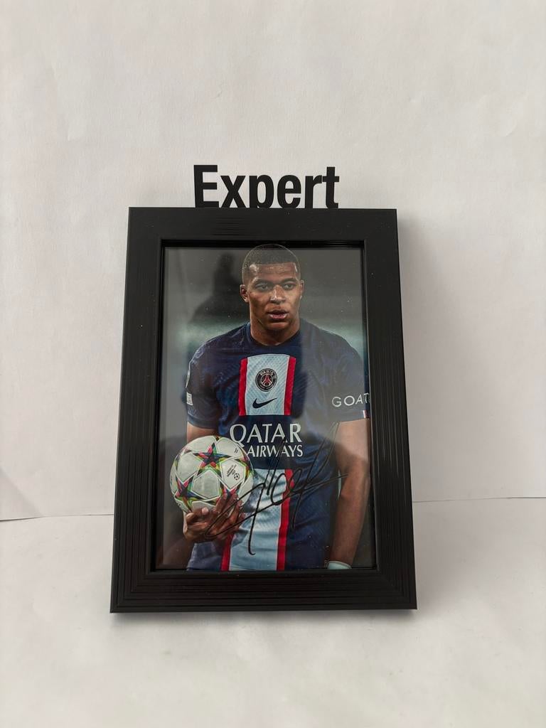 Mbappe gesigneerde foto ingelijst - PSG, Ophalen of Verzenden, Nieuw, Buitenlandse clubs, Spelerskaart
