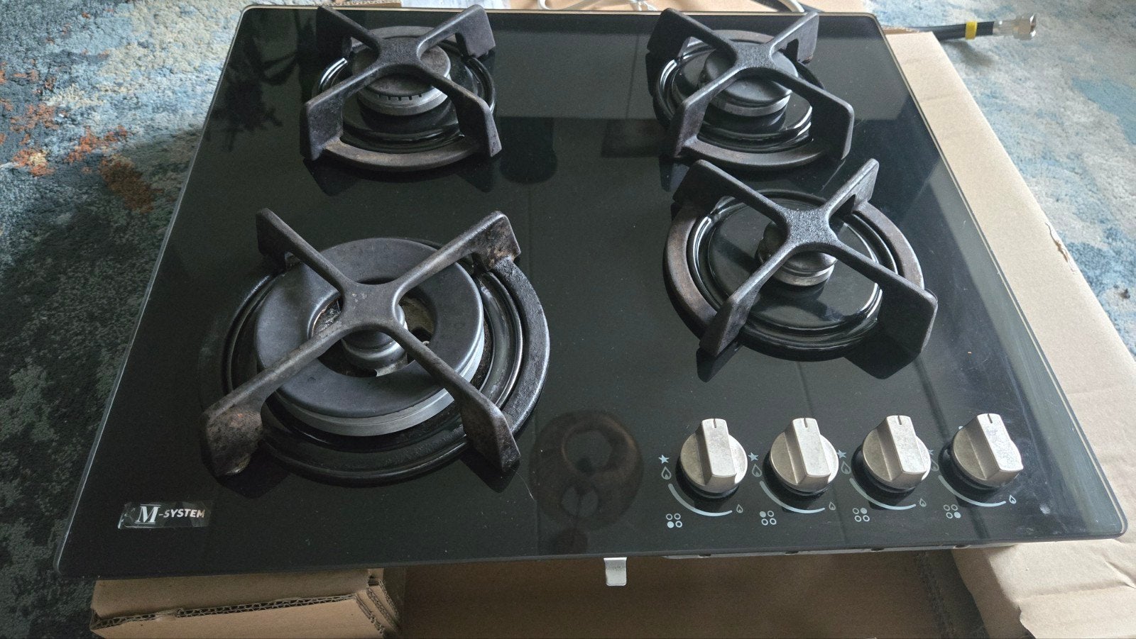 Boretti (M-system) Gaskookplaat Zwart Glas 4 Pitten, Witgoed en Apparatuur, Kookplaten, Ophalen, Gebruikt, 4 kookzones, Inbouw