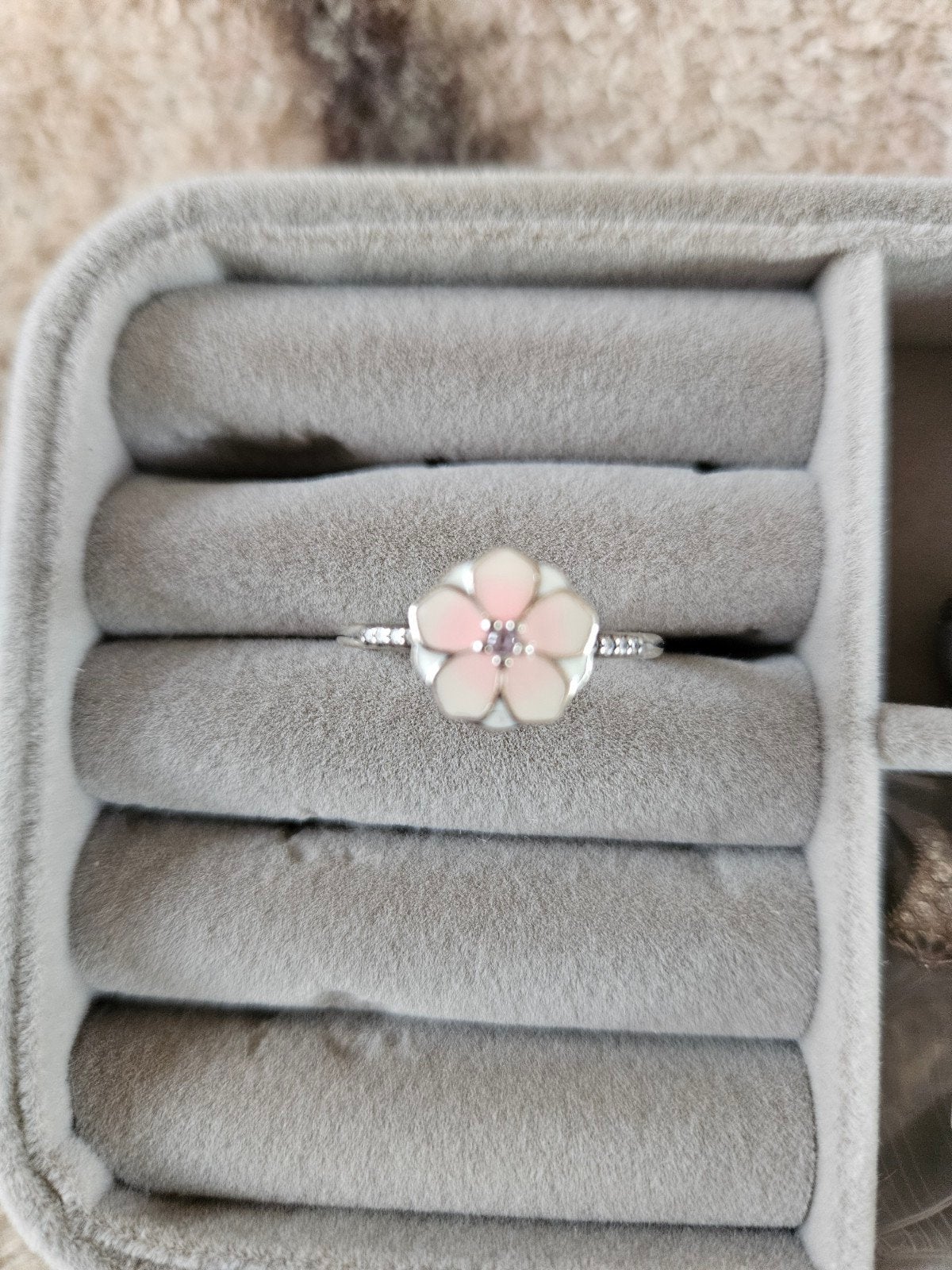 prachtige pandora ring met roze bloem, Ophalen of Verzenden, Zo goed als nieuw, 17 tot 18, Roze